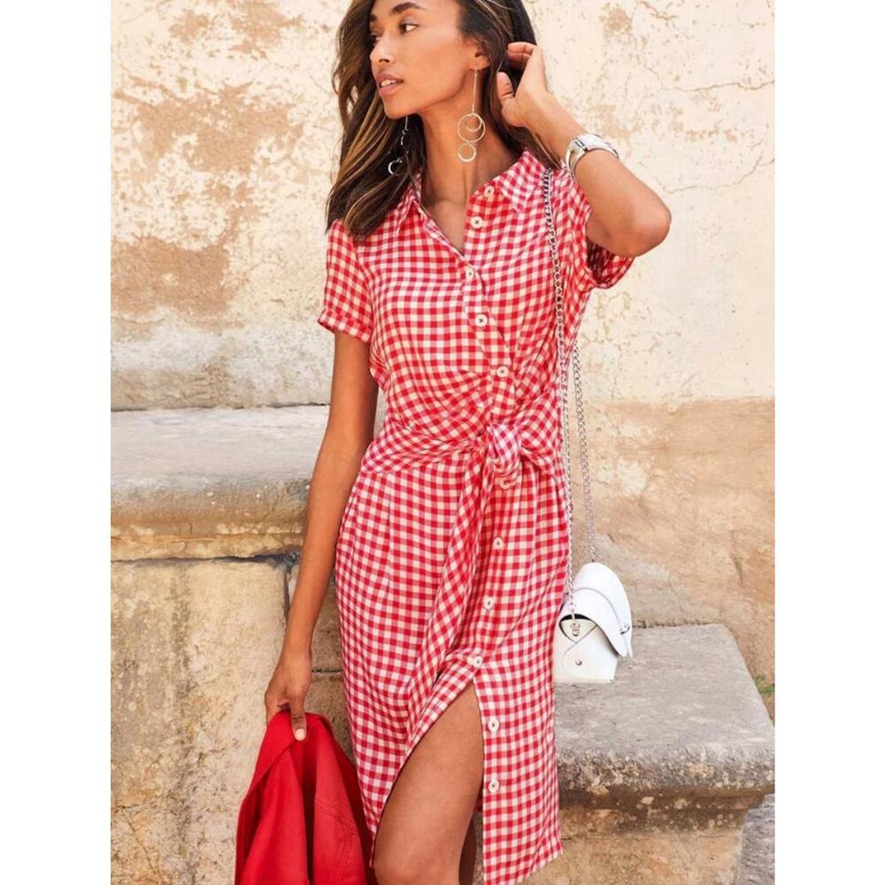 Elegant Red Checkered Midi Dress